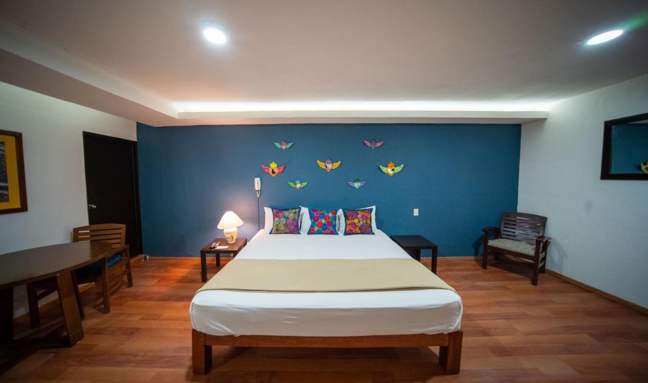 La Iguana Vallarta Lgbt Adults Only - Romantic Zone - Party Clubbing Street Puerto Vallarta Bagian luar foto