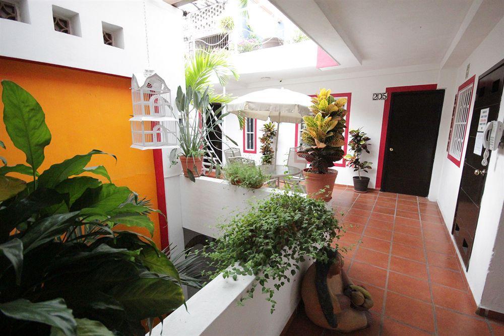 La Iguana Vallarta Lgbt Adults Only - Romantic Zone - Party Clubbing Street Puerto Vallarta Bagian luar foto