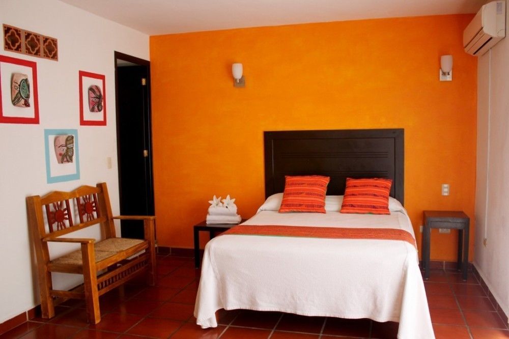 La Iguana Vallarta Lgbt Adults Only - Romantic Zone - Party Clubbing Street Puerto Vallarta Bagian luar foto